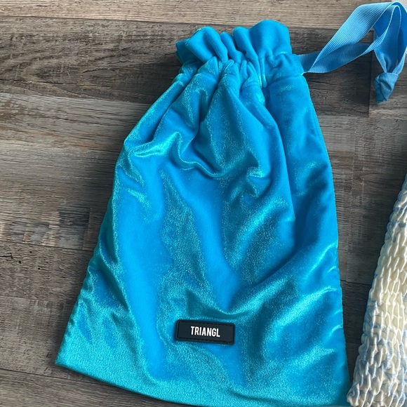Triangl bikini storage bags - Picture 4 of 4
